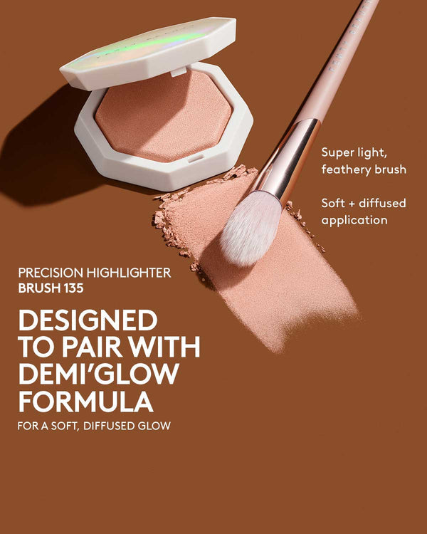 Fenty Beauty Highlighter Brush 135