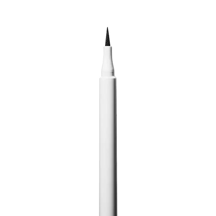 MAKEUP BY MARIO  Master Mattes Liquid Eyeliner